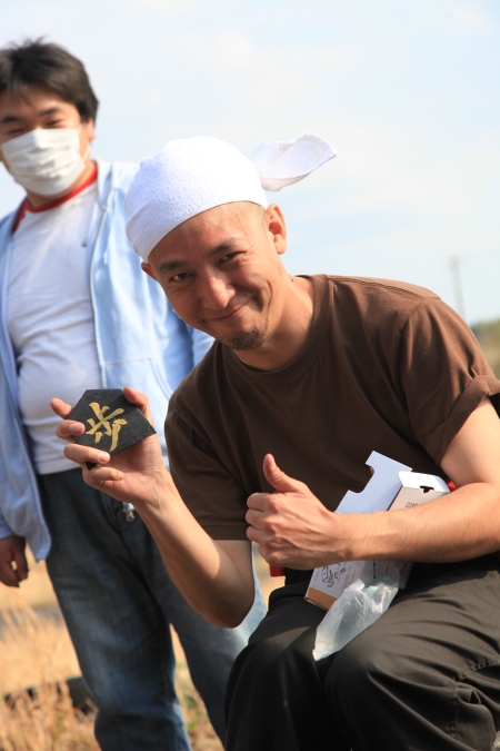 ���̌��N���X�\��